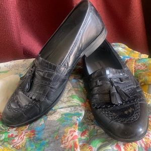 Mens black leather tassel loafer